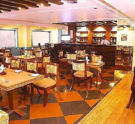 Hotel Grand International Rāipur Eksteriør bilde