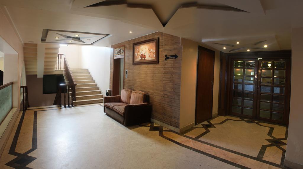 Hotel Grand International Rāipur Eksteriør bilde
