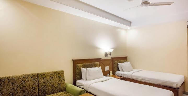 Hotel Grand International Rāipur Eksteriør bilde