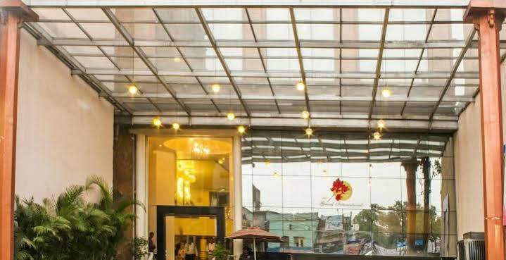 Hotel Grand International Rāipur Eksteriør bilde