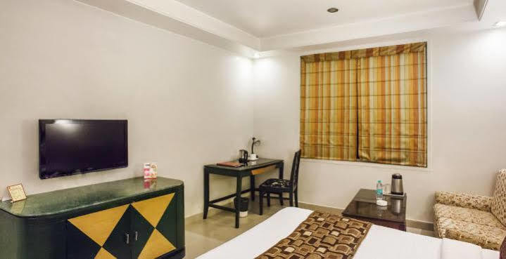 Hotel Grand International Rāipur Eksteriør bilde